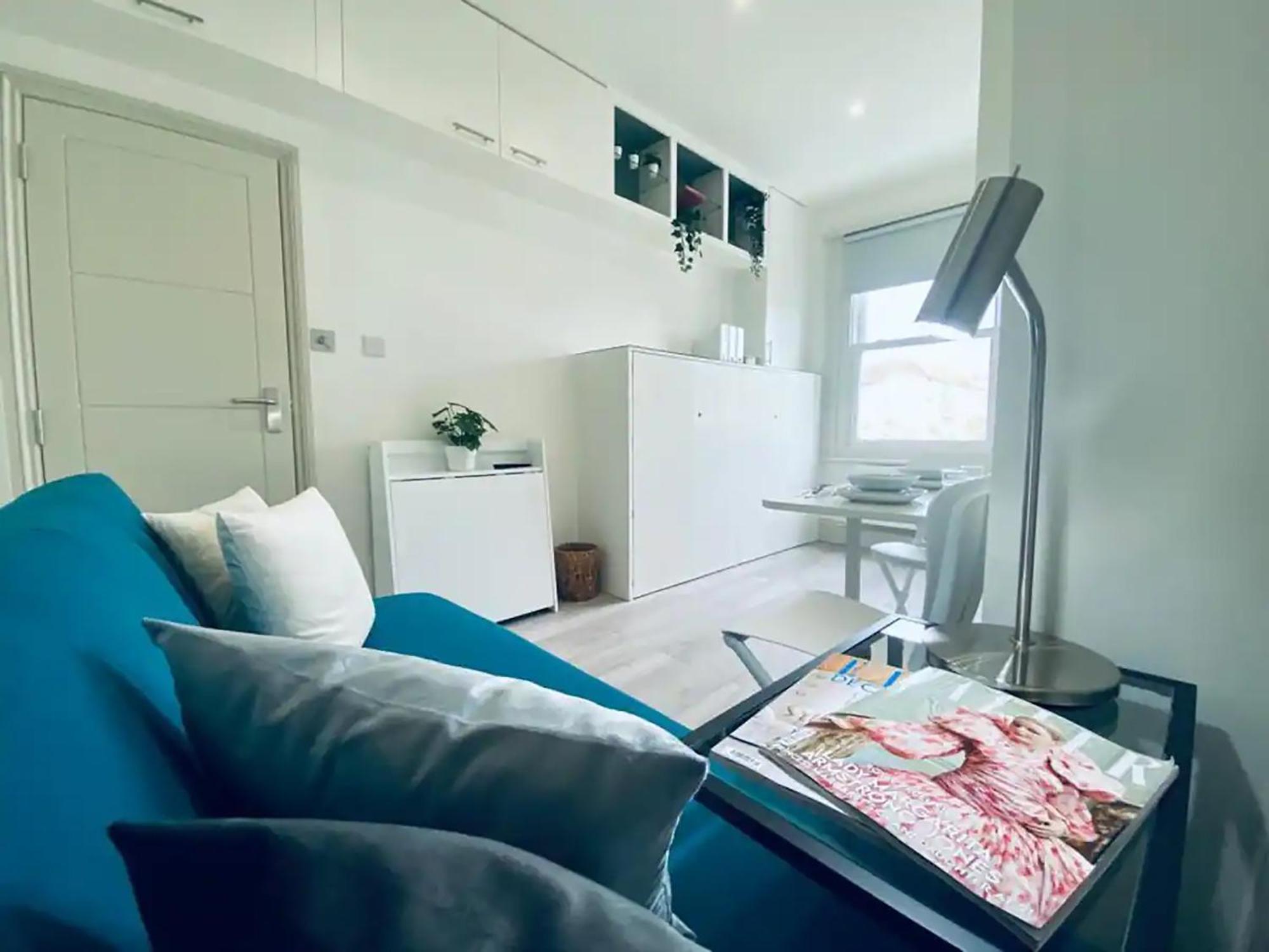 Apt 08 Beachside Beauty Central Studio Steps From Cafes Brighton Bagian luar foto