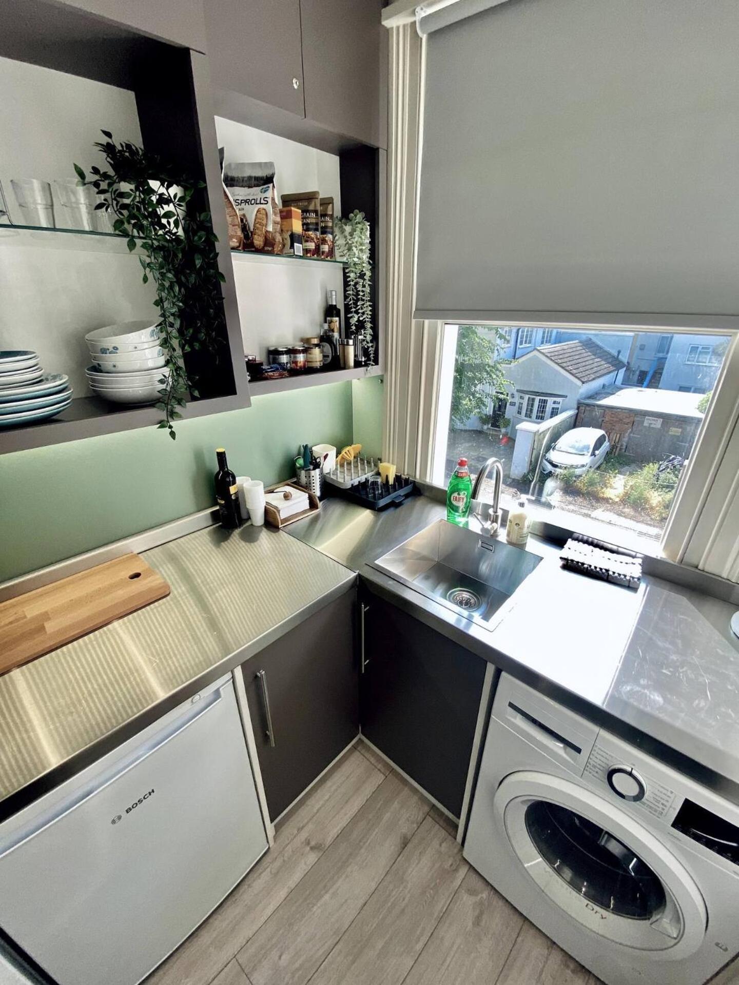 Apt 08 Beachside Beauty Central Studio Steps From Cafes Brighton Bagian luar foto