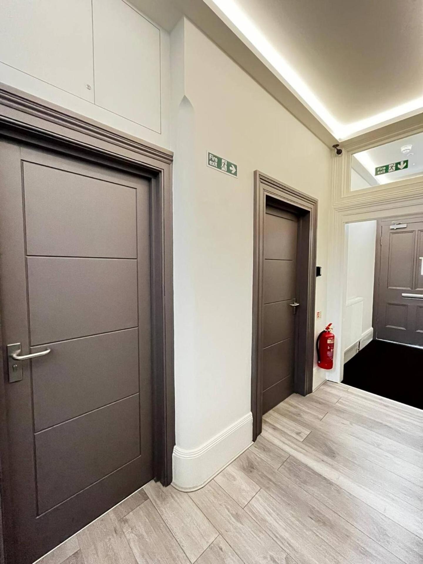 Apt 08 Beachside Beauty Central Studio Steps From Cafes Brighton Bagian luar foto